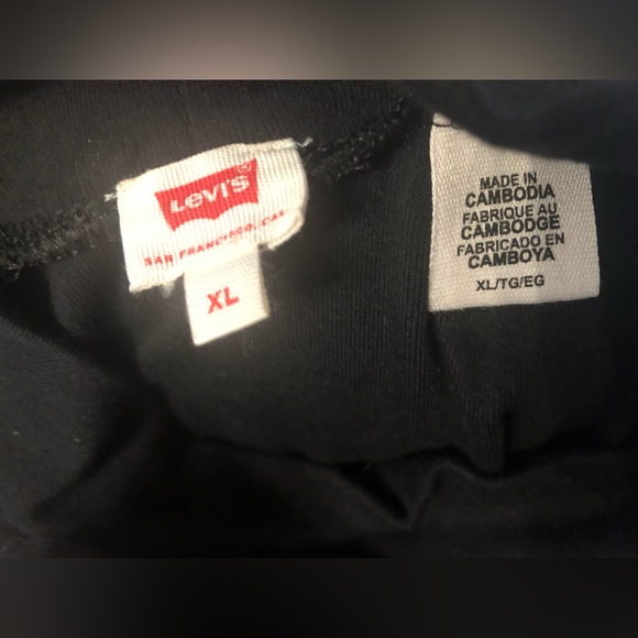 Ladies XL Levi’s long sleeve cropped top - Picture 2 of 6